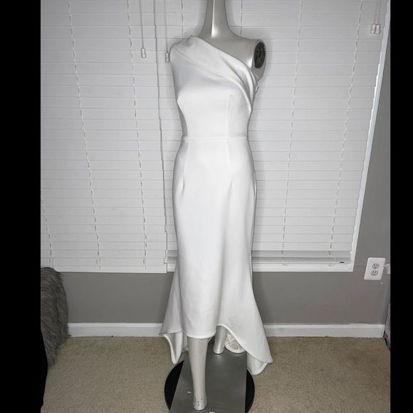 NWT Black Halo Cadencia One Shoulder Gown$575 - Picture 5 of 10